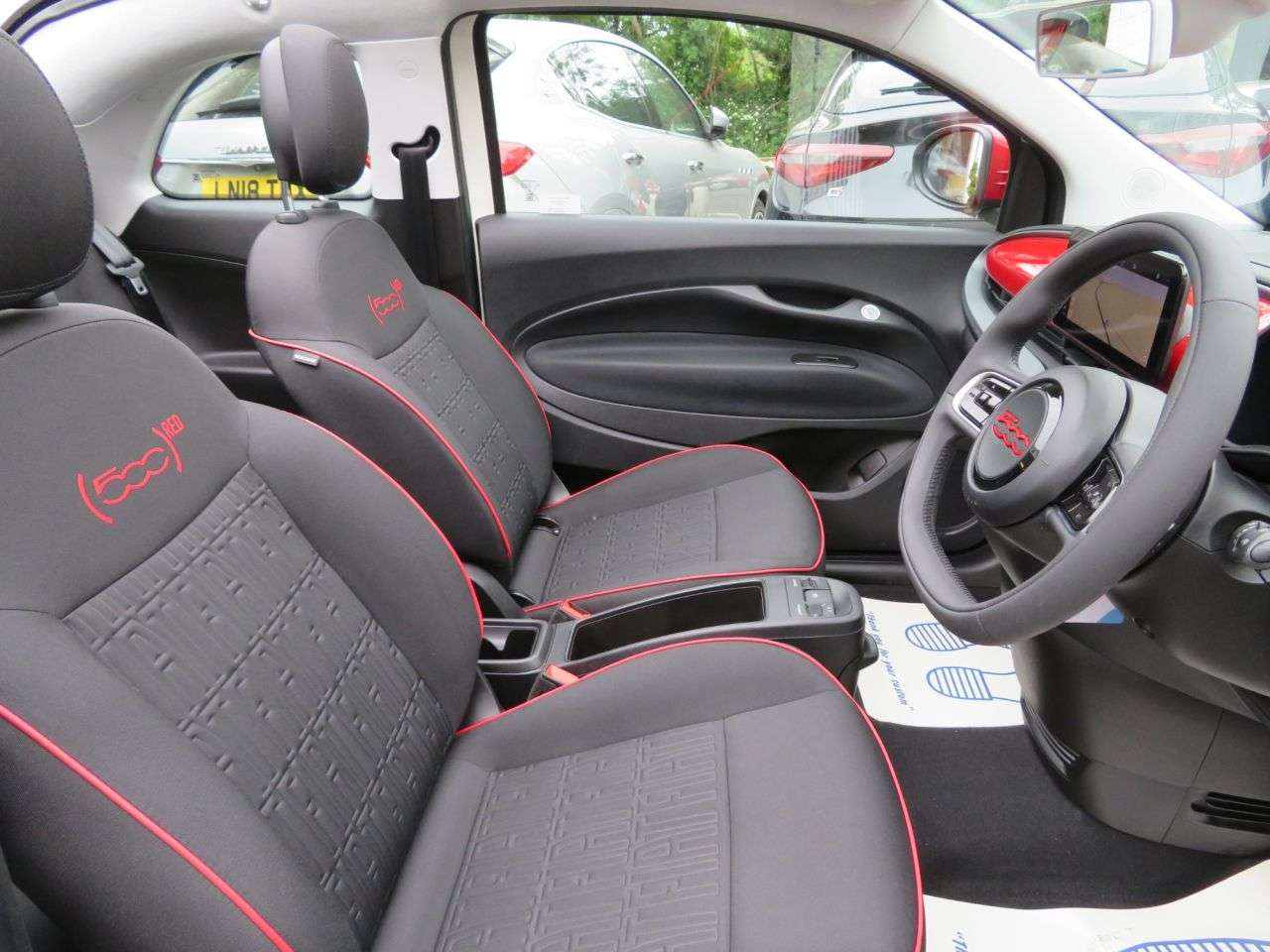 2023 FIAT 500E C 2023 FIAT 500E C