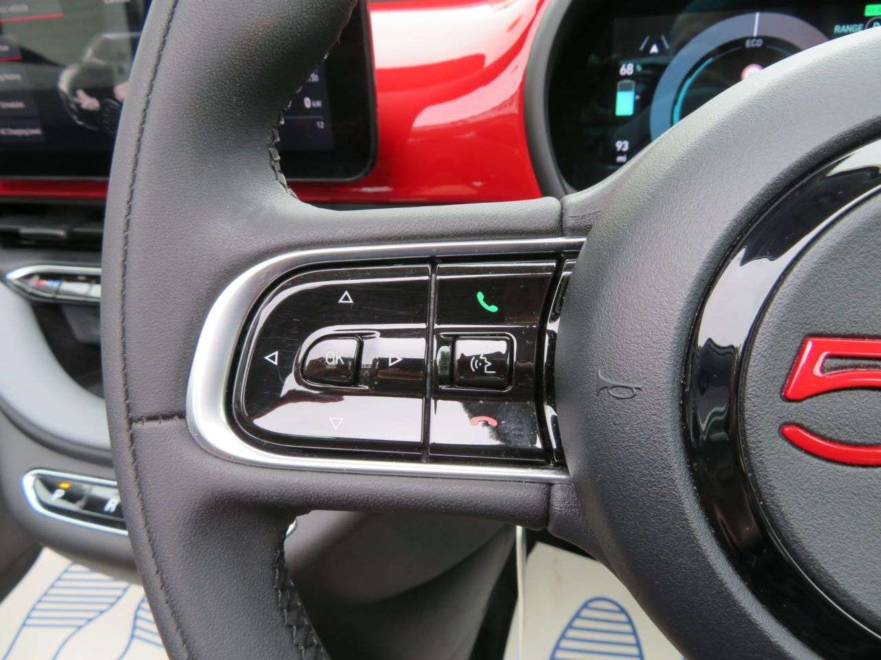 2023 FIAT 500E C 2023 FIAT 500E C
