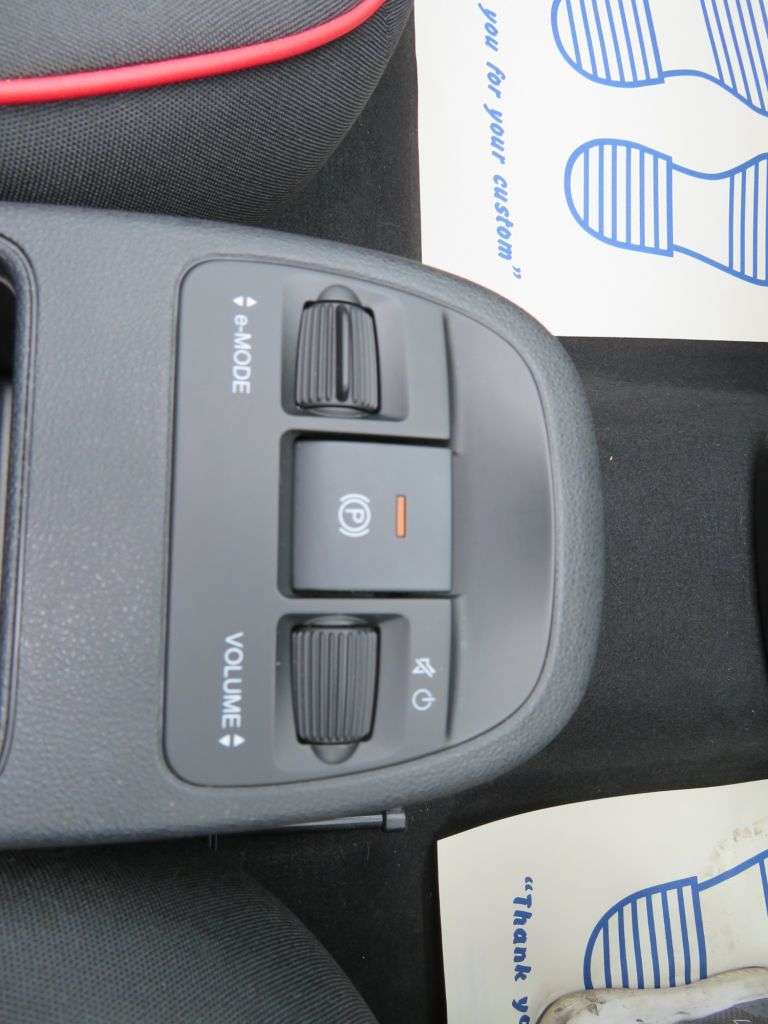 2023 FIAT 500E C 2023 FIAT 500E C