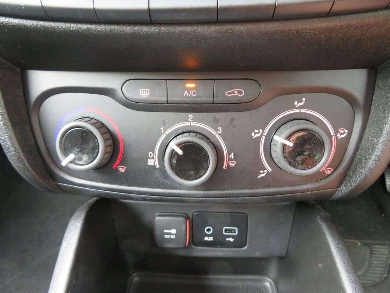 2017 FIAT TIPO 2017 FIAT TIPO