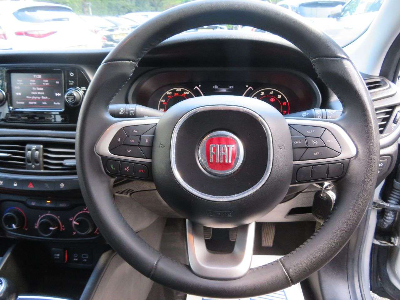 2017 FIAT TIPO 2017 FIAT TIPO