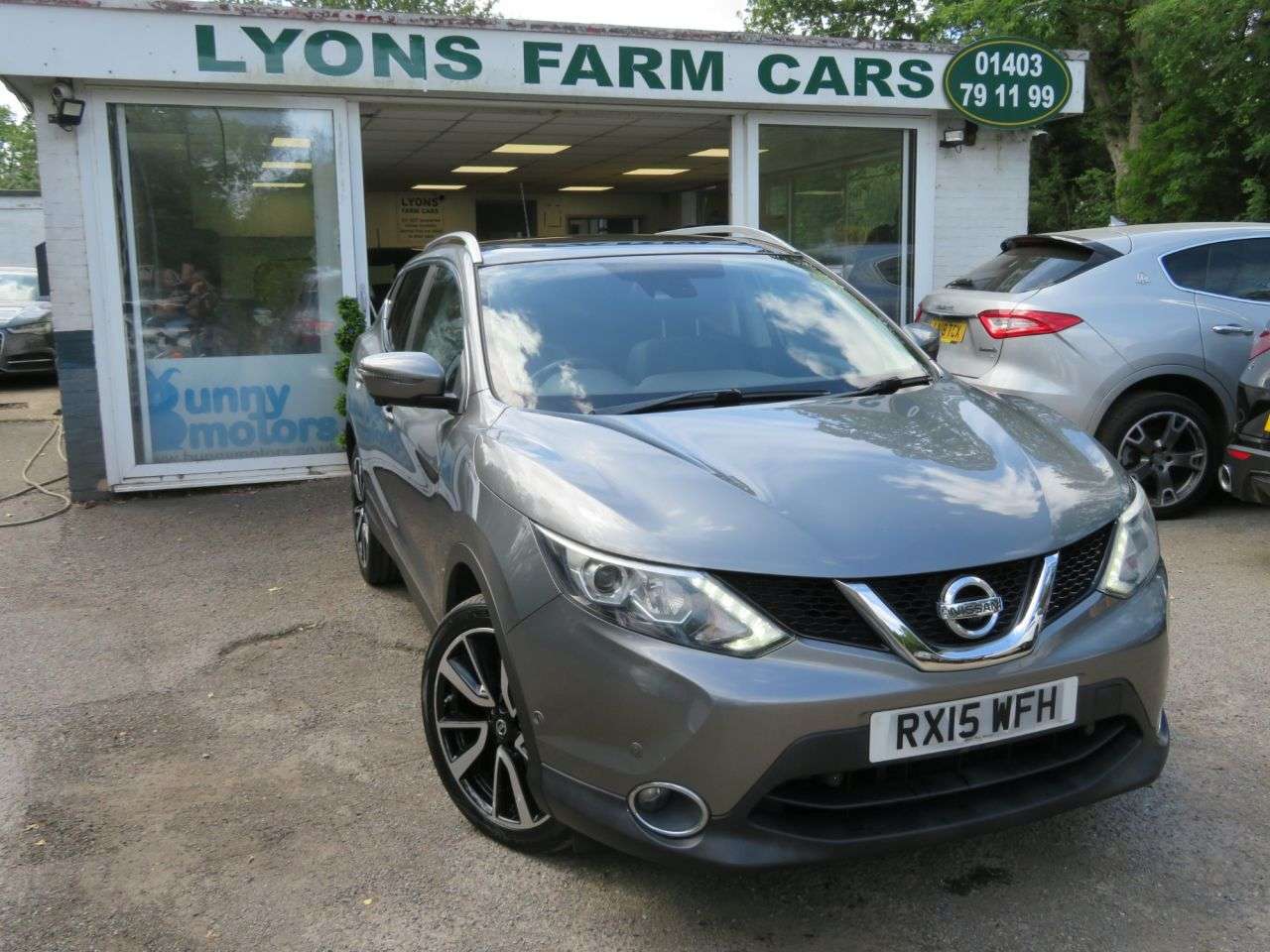 A 2015 NISSAN QASHQAI 1.5 dCi Tekna SUV 5dr Diesel Manual 2WD Euro 5 (s/s) (110 ps) PANORAMIC ROO A 2015 NISSAN QASHQAI 1.5 dCi Tekna SUV 5dr Diesel Manual 2WD Euro 5 (s/s) (110 ps) PANORAMIC ROO