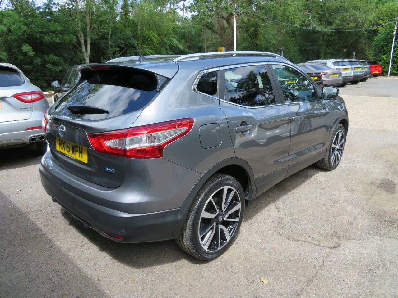 A 2015 NISSAN QASHQAI 1.5 dCi Tekna SUV 5dr Diesel Manual 2WD Euro 5 (s/s) (110 ps) PANORAMIC ROO A 2015 NISSAN QASHQAI 1.5 dCi Tekna SUV 5dr Diesel Manual 2WD Euro 5 (s/s) (110 ps) PANORAMIC ROO