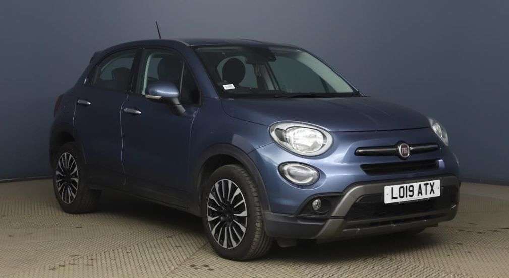A 2019 FIAT 500X 1.0 FireFly Turbo MultiAir City Cross SUV 5dr Petrol Manual Euro 6 (s/s) (1 A 2019 FIAT 500X 1.0 FireFly Turbo MultiAir City Cross SUV 5dr Petrol Manual Euro 6 (s/s) (1