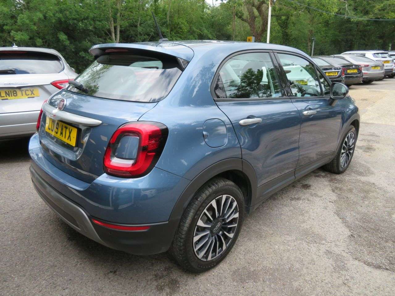 A 2019 FIAT 500X 1.0 FireFly Turbo MultiAir City Cross SUV 5dr Petrol Manual Euro 6 (s/s) (1 A 2019 FIAT 500X 1.0 FireFly Turbo MultiAir City Cross SUV 5dr Petrol Manual Euro 6 (s/s) (1