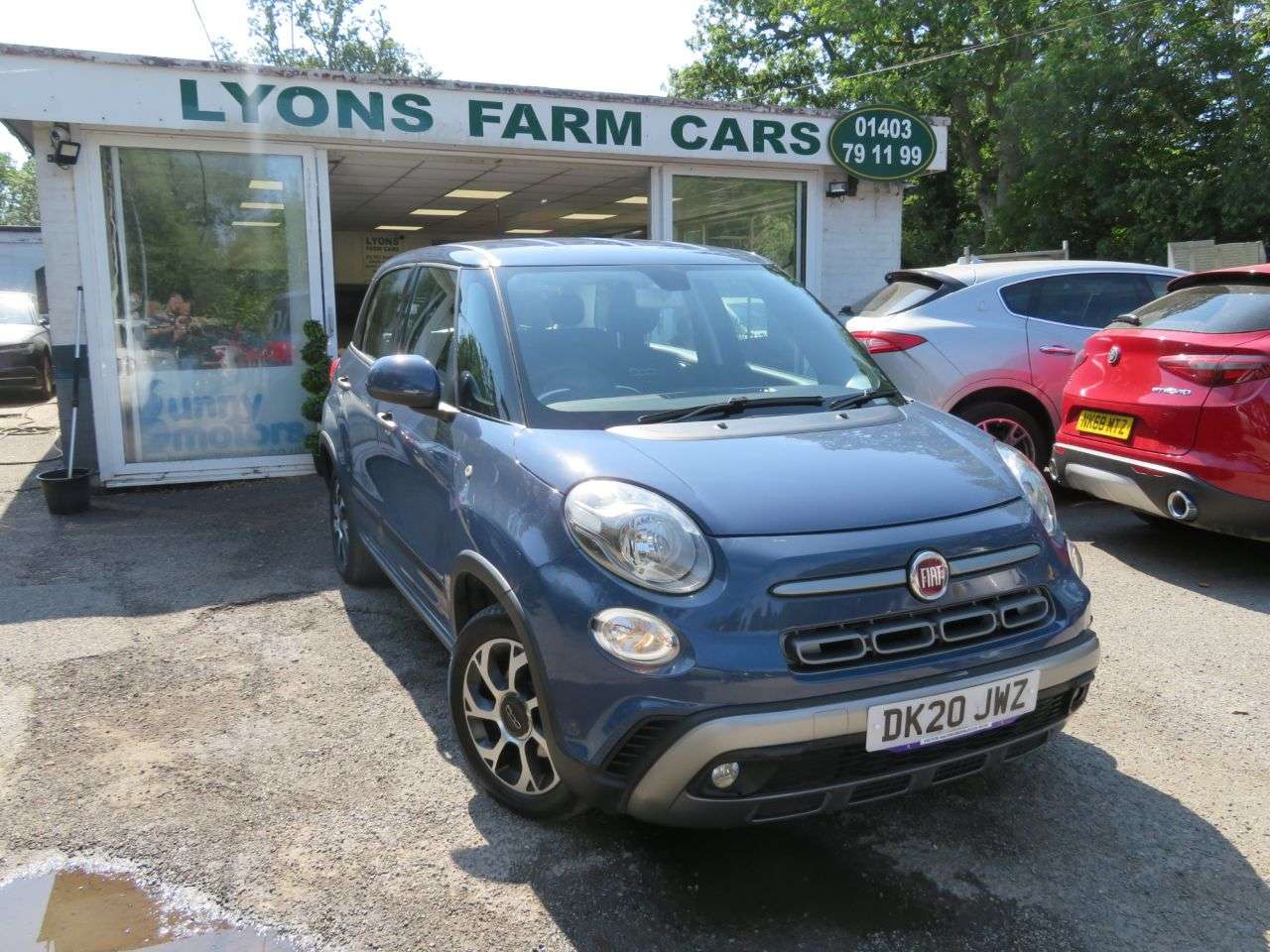 A 2020 FIAT 500L 1.4 City Cross MPV 5dr Petrol Manual Euro 6 (95 bhp) A 2020 FIAT 500L 1.4 City Cross MPV 5dr Petrol Manual Euro 6 (95 bhp)