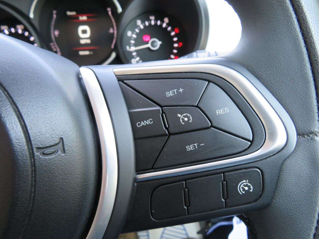 2020 FIAT 500L 2020 FIAT 500L