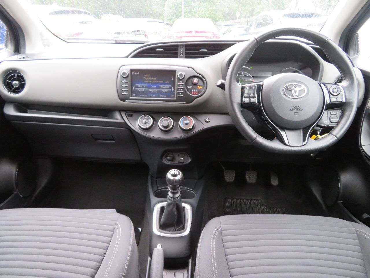 2018 TOYOTA YARIS 2018 TOYOTA YARIS