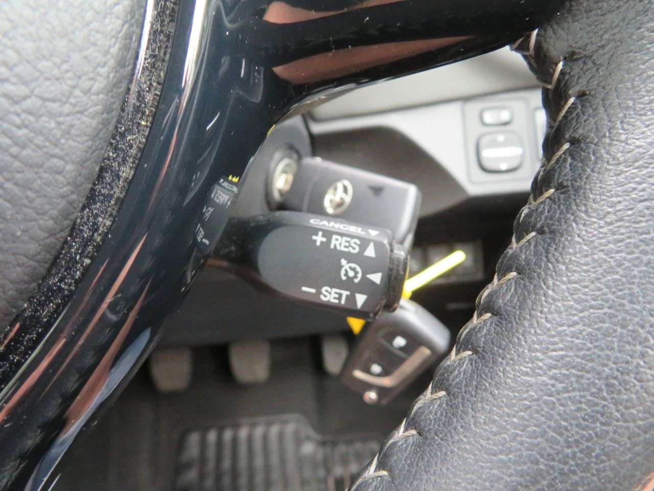 2018 TOYOTA YARIS 2018 TOYOTA YARIS