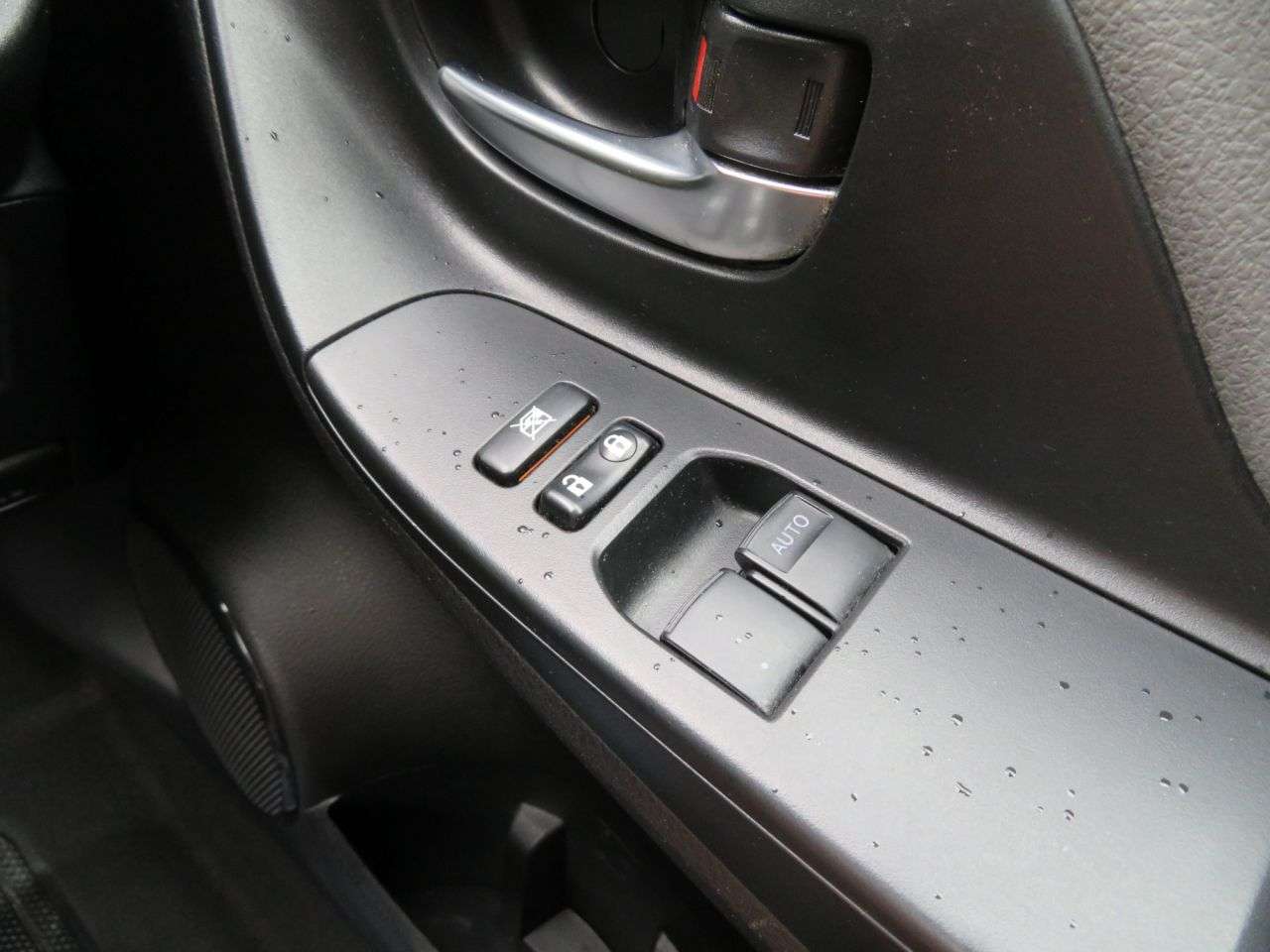 2018 TOYOTA YARIS 2018 TOYOTA YARIS