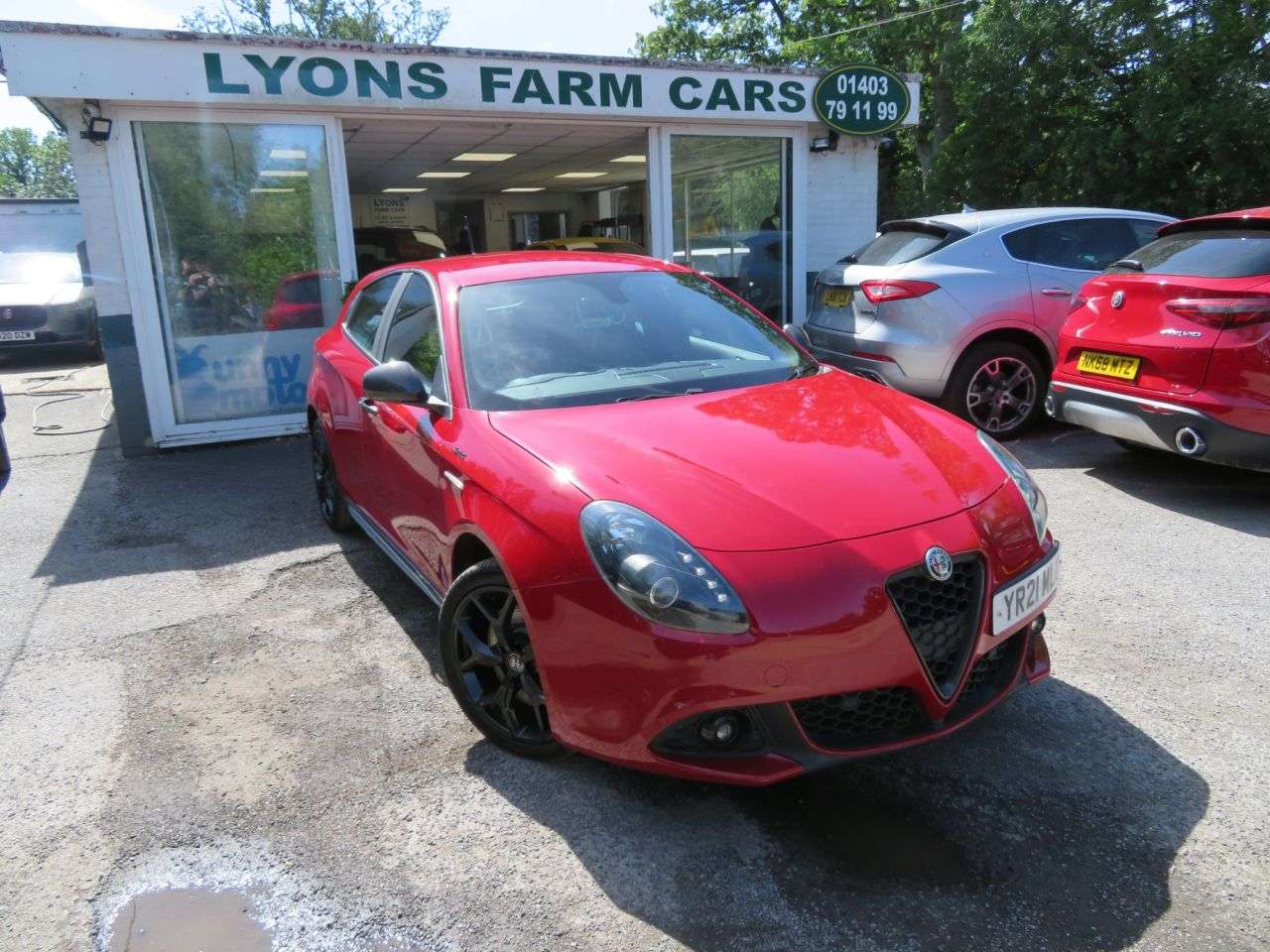 A 2021 ALFA ROMEO GIULIETTA 1.4 TB Sprint Hatchback 5dr Petrol Manual Euro 6 (s/s) (120 bhp) CARBON STY A 2021 ALFA ROMEO GIULIETTA 1.4 TB Sprint Hatchback 5dr Petrol Manual Euro 6 (s/s) (120 bhp) CARBON STY