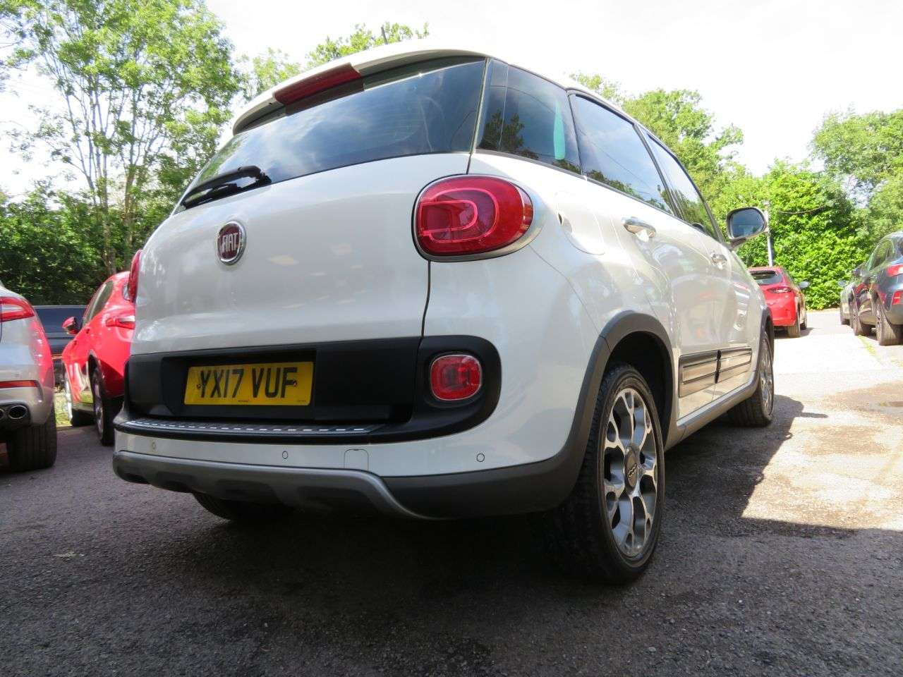 2017 FIAT 500L 2017 FIAT 500L