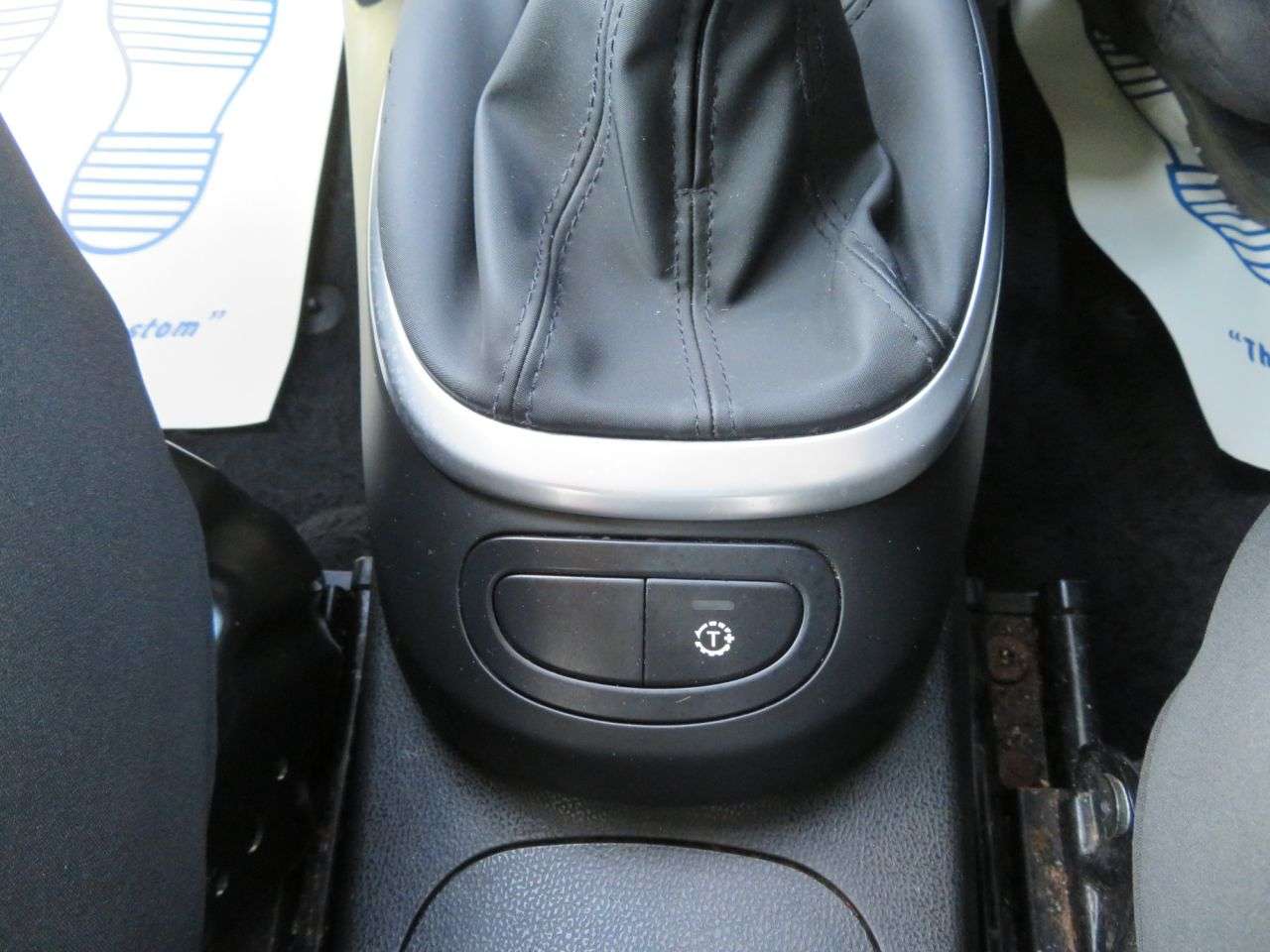2017 FIAT 500L 2017 FIAT 500L