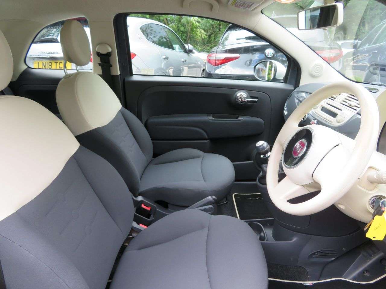 2013 FIAT 500 2013 FIAT 500