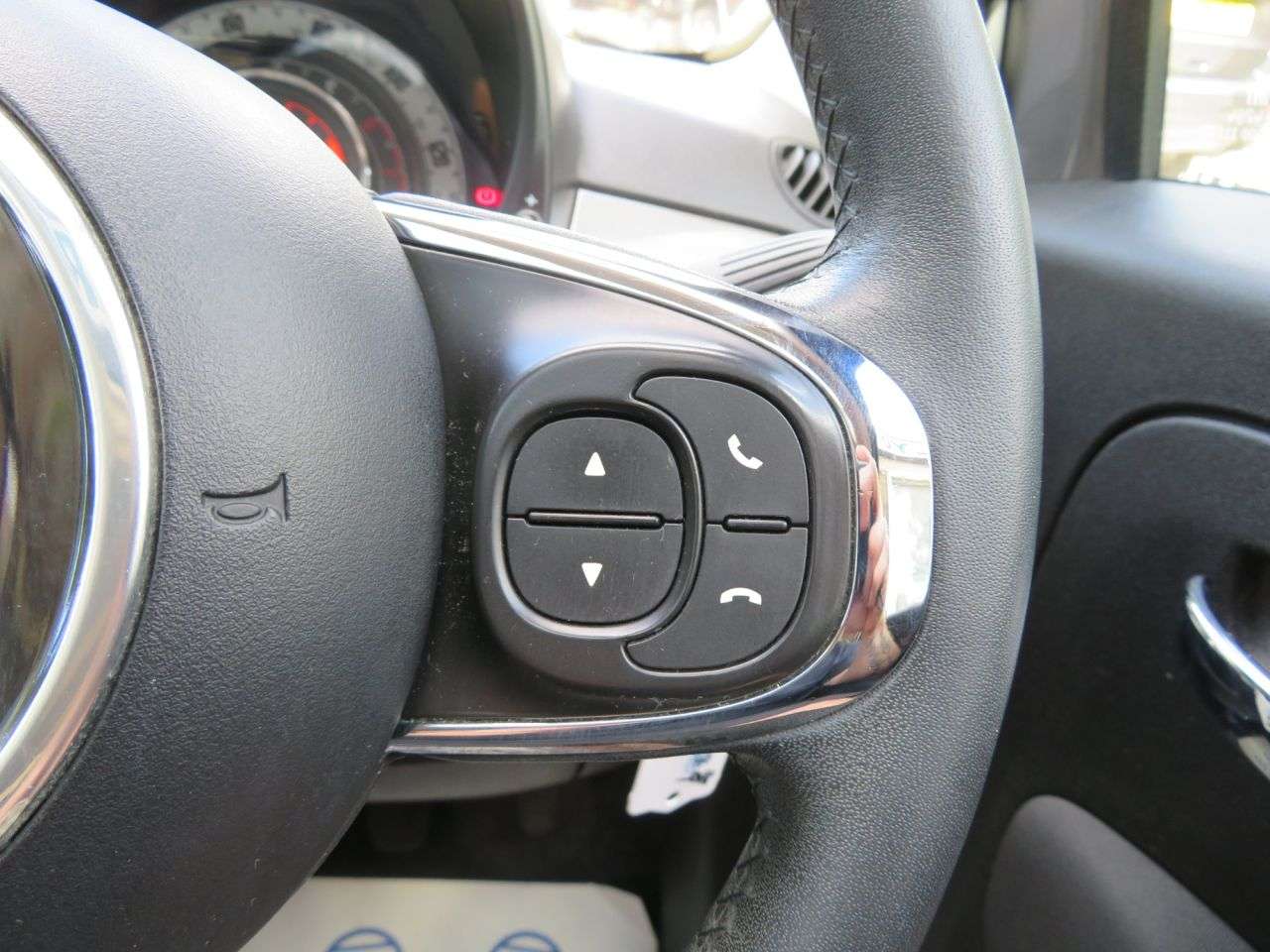 2018 FIAT 500 2018 FIAT 500