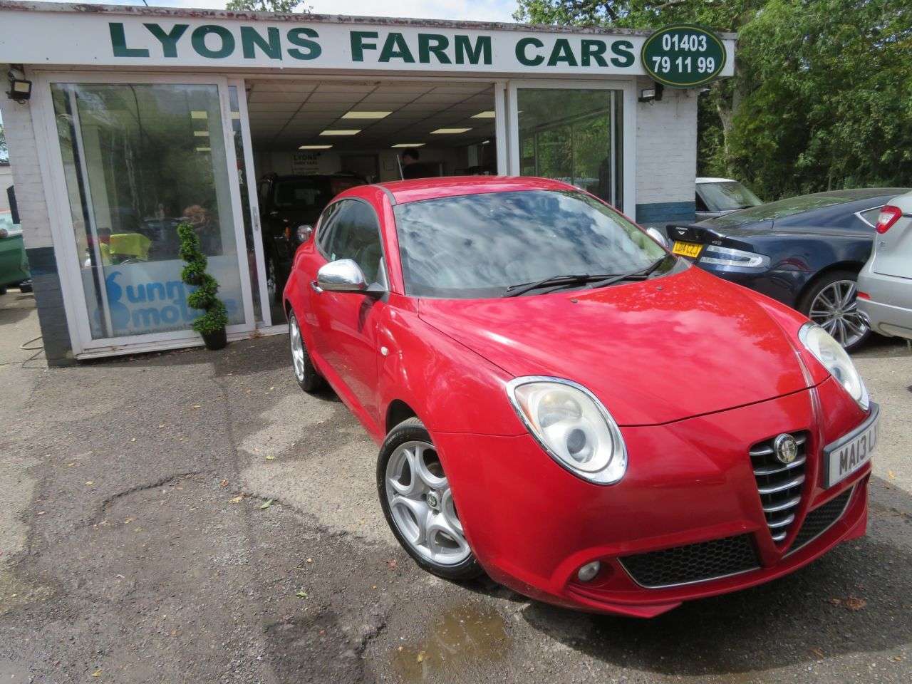 A 2013 ALFA ROMEO MITO 1.4 MultiAir Distinctive Hatchback 3dr Petrol Manual Euro 5 (s/s) (105 bhp) A 2013 ALFA ROMEO MITO 1.4 MultiAir Distinctive Hatchback 3dr Petrol Manual Euro 5 (s/s) (105 bhp)