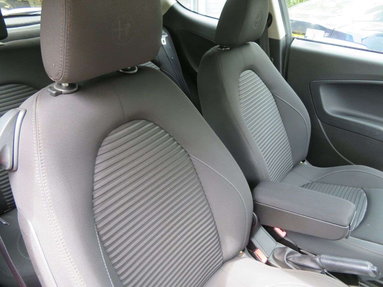 2013 ALFA ROMEO MITO 2013 ALFA ROMEO MITO