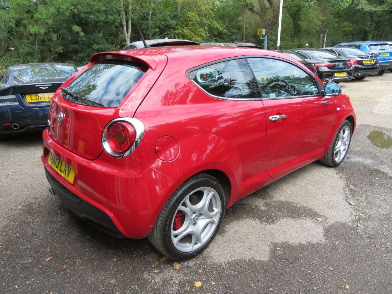 A 2013 ALFA ROMEO MITO 1.4 MultiAir Distinctive Hatchback 3dr Petrol Manual Euro 5 (s/s) (105 bhp) A 2013 ALFA ROMEO MITO 1.4 MultiAir Distinctive Hatchback 3dr Petrol Manual Euro 5 (s/s) (105 bhp)