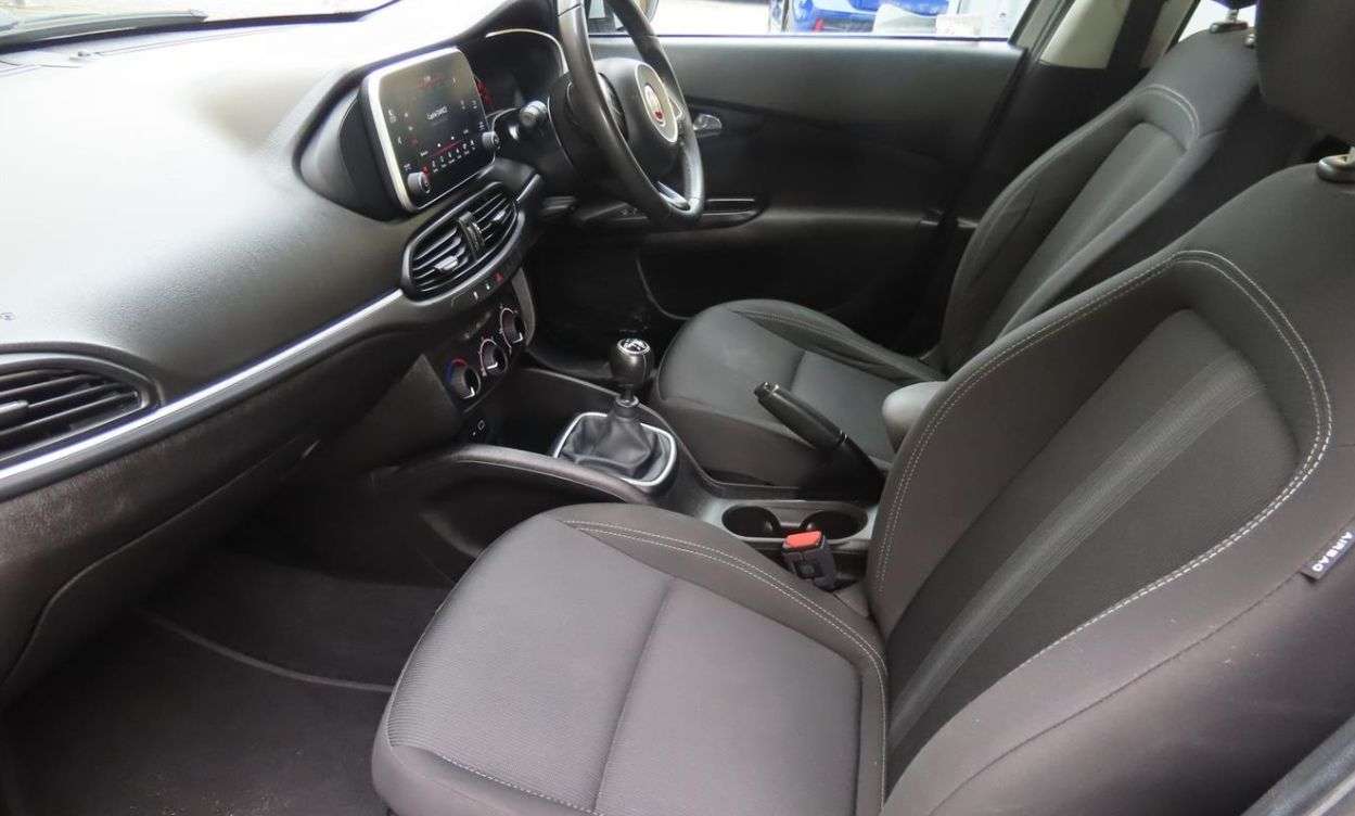 A 2019 FIAT TIPO 1.4 MPI Easy Plus Hatchback 5dr Petrol Manual Euro 6 (95 ps) A 2019 FIAT TIPO 1.4 MPI Easy Plus Hatchback 5dr Petrol Manual Euro 6 (95 ps)