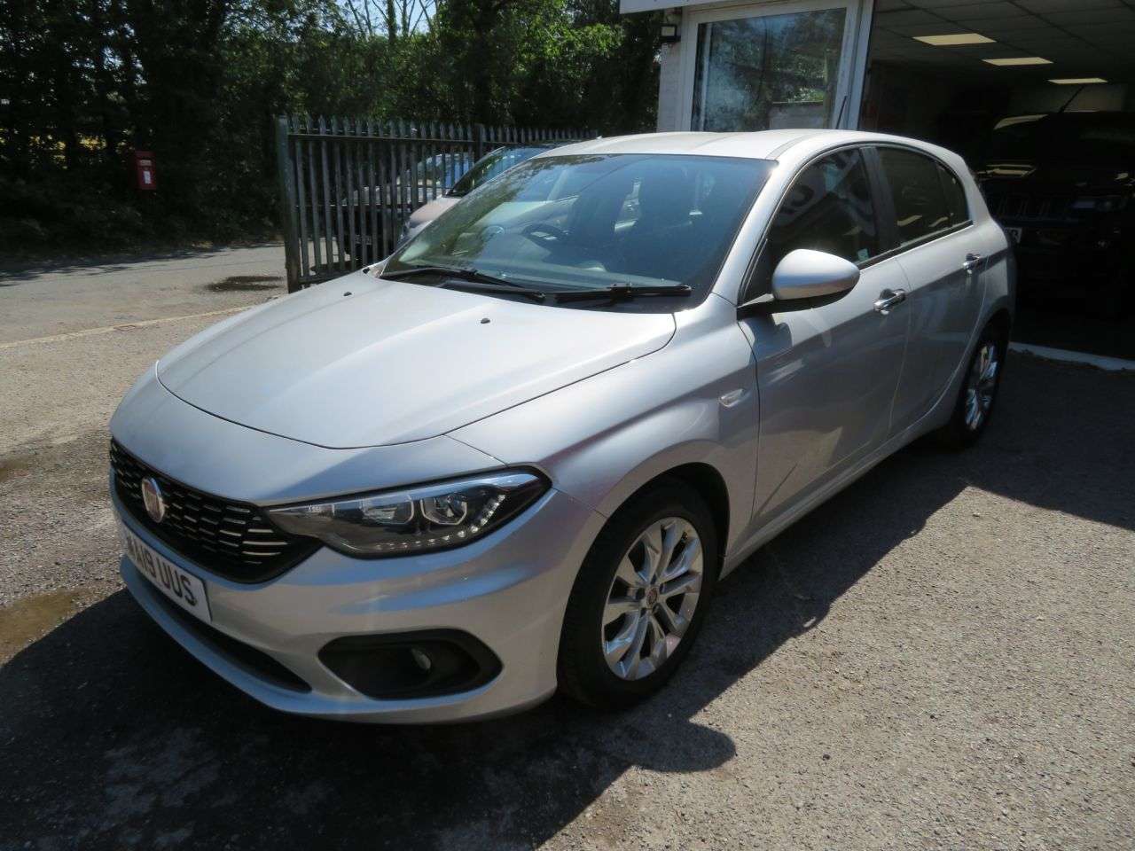 A 2019 FIAT TIPO 1.4 MPI Easy Plus Hatchback 5dr Petrol Manual Euro 6 (95 ps) SENSORS + DAB A 2019 FIAT TIPO 1.4 MPI Easy Plus Hatchback 5dr Petrol Manual Euro 6 (95 ps) SENSORS + DAB