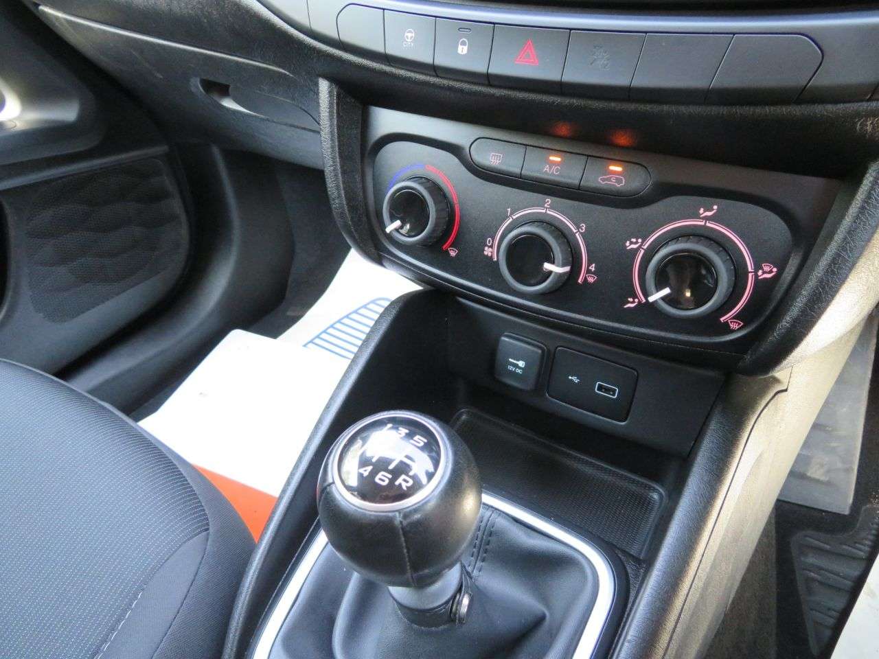 2019 FIAT TIPO 2019 FIAT TIPO