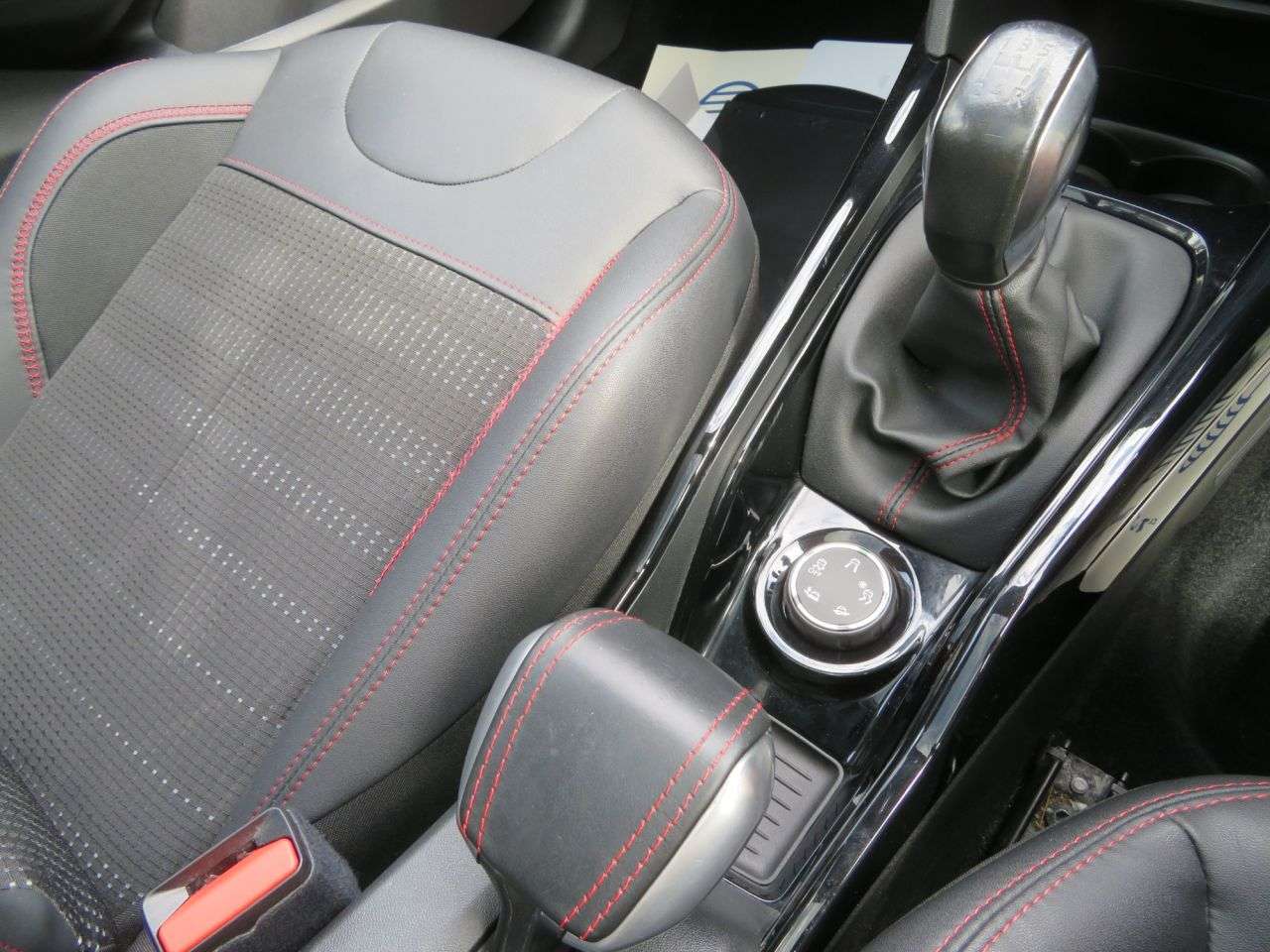 2018 PEUGEOT 2008 2018 PEUGEOT 2008
