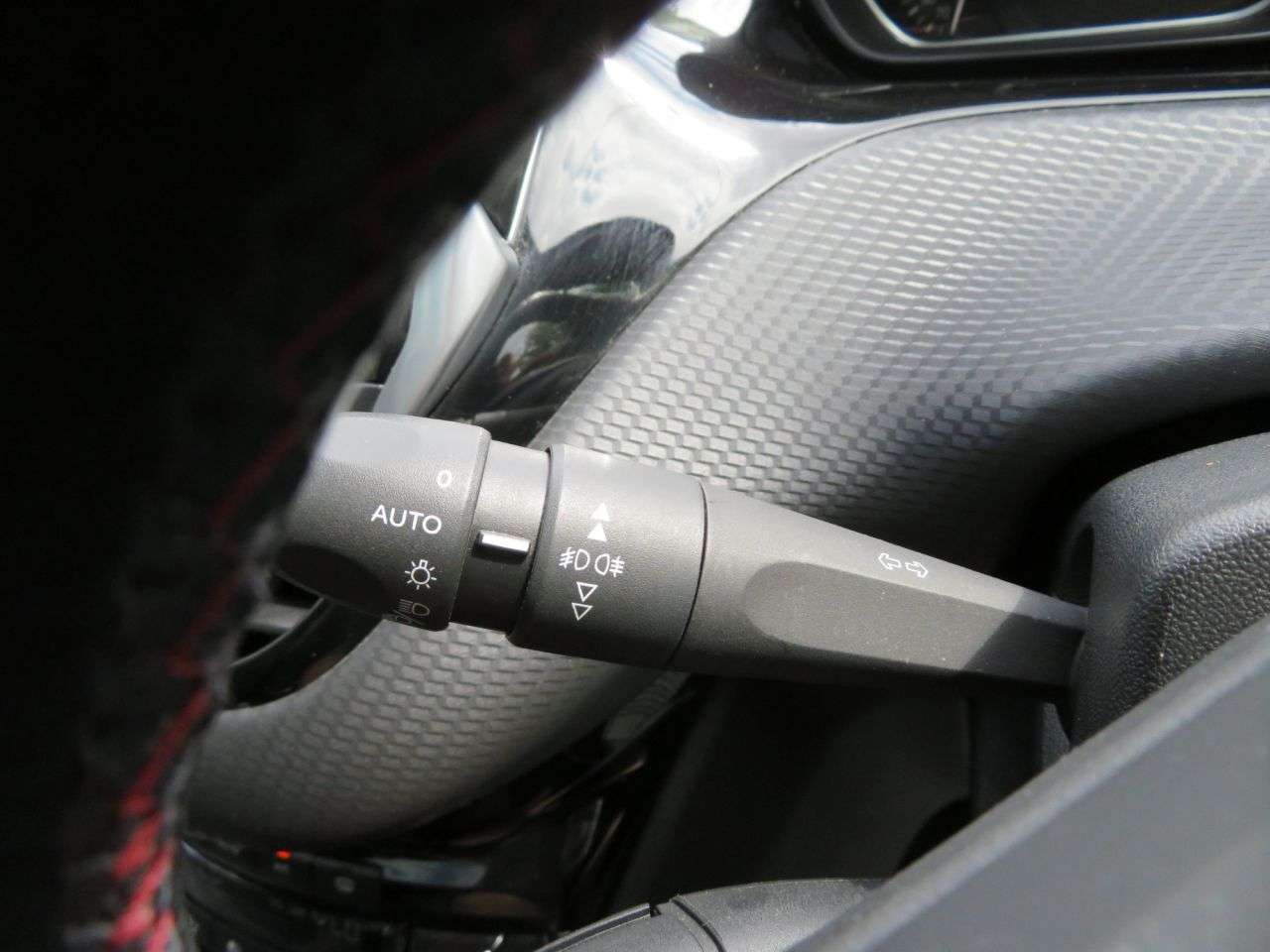 2018 PEUGEOT 2008 2018 PEUGEOT 2008