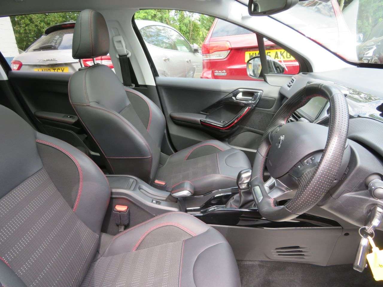 2018 PEUGEOT 2008 2018 PEUGEOT 2008