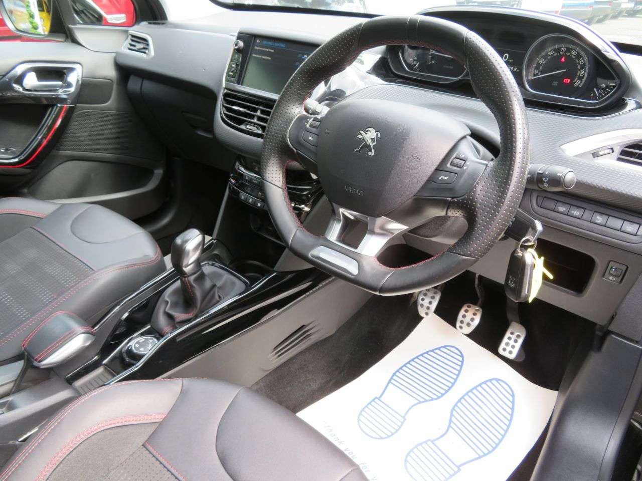 2018 PEUGEOT 2008 2018 PEUGEOT 2008