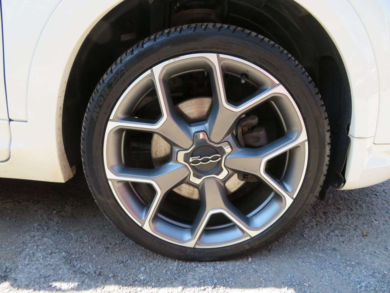 A 2019 FIAT 500X 1.3 FireFly Turbo Sport SUV 5dr Petrol DCT Euro 6 (s/s) (150 ps) 19" DARK F A 2019 FIAT 500X 1.3 FireFly Turbo Sport SUV 5dr Petrol DCT Euro 6 (s/s) (150 ps) 19" DARK F