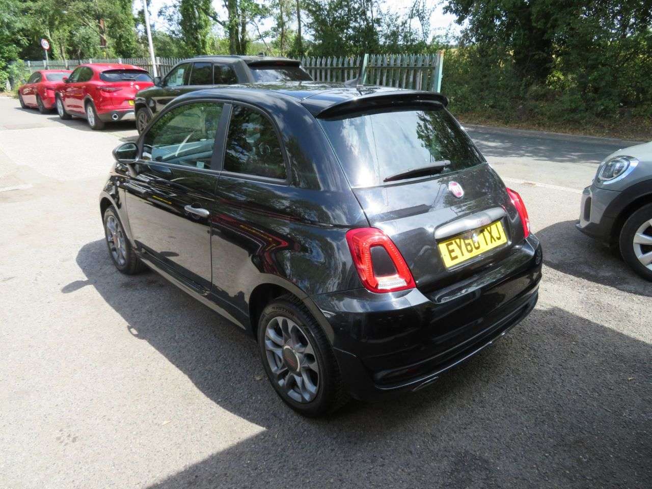 2017 FIAT 500 2017 FIAT 500