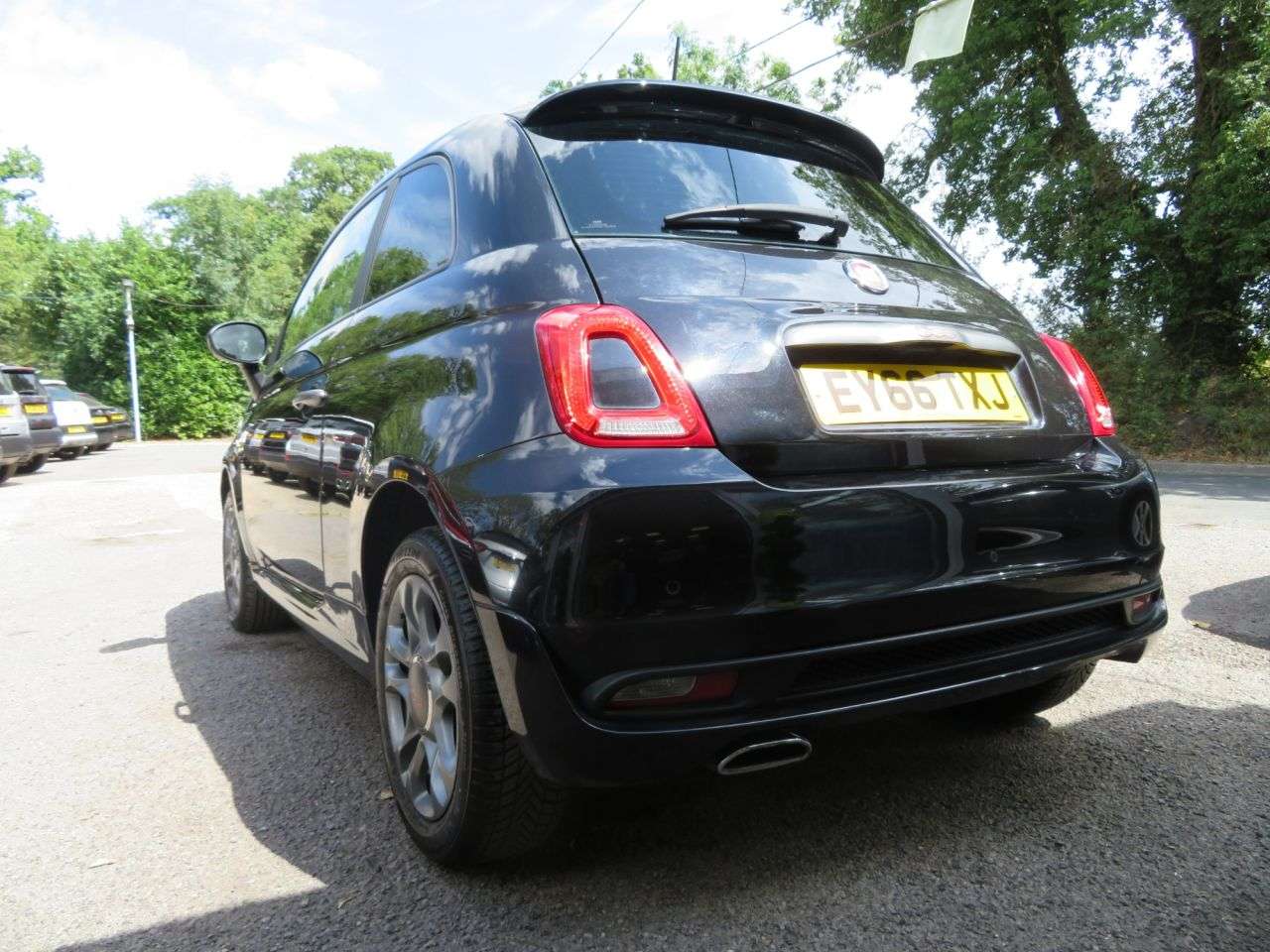 2017 FIAT 500 2017 FIAT 500