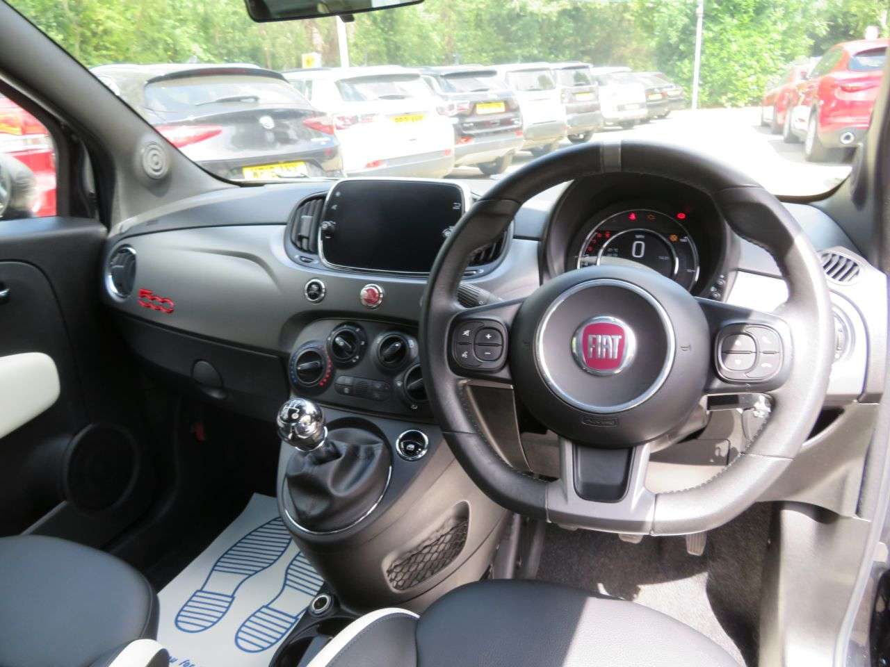 2017 FIAT 500 2017 FIAT 500