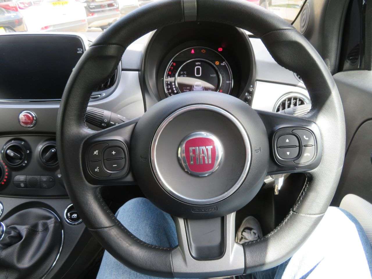 2017 FIAT 500 2017 FIAT 500
