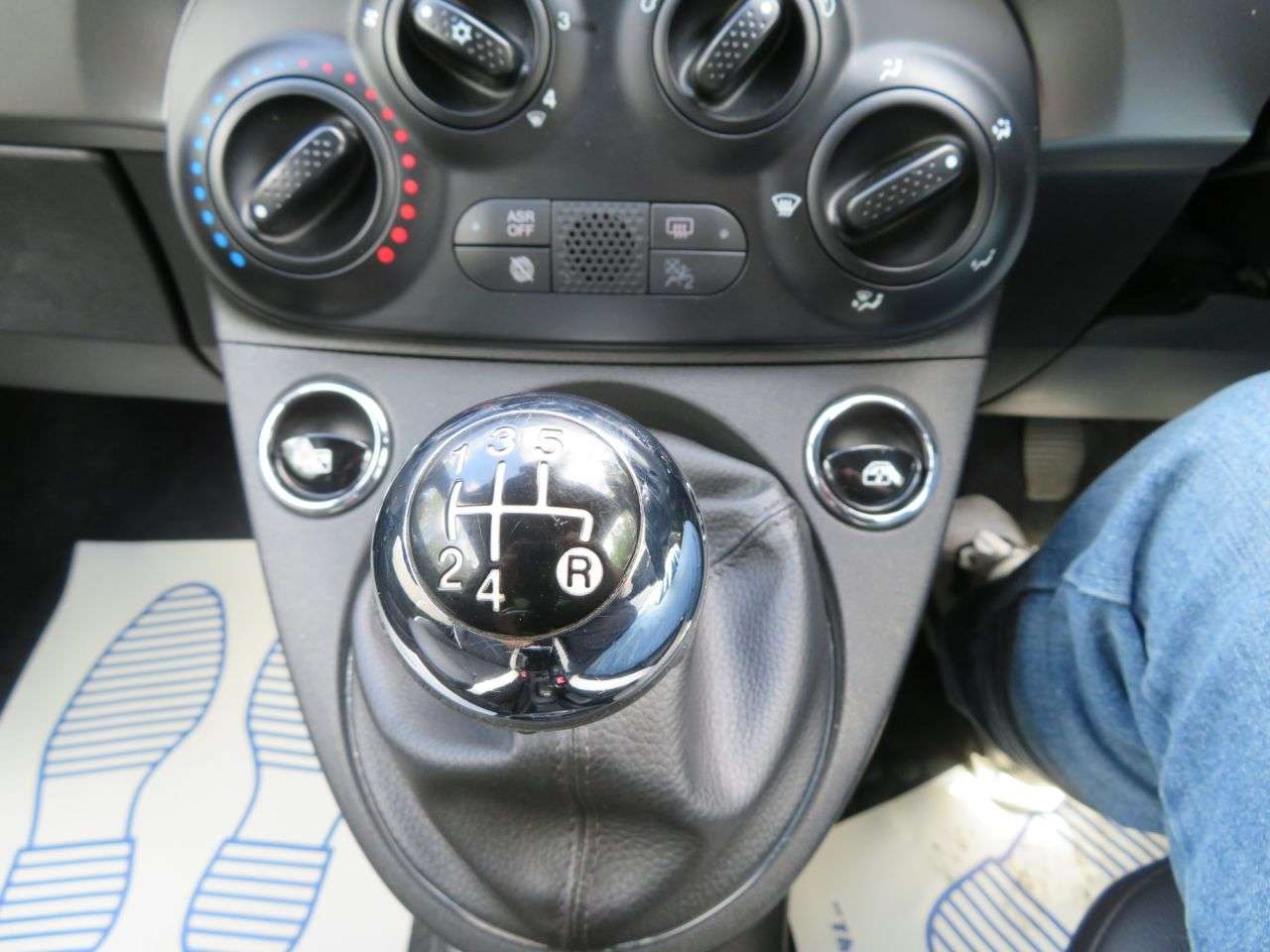 2017 FIAT 500 2017 FIAT 500