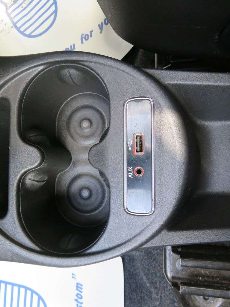 2017 FIAT 500 2017 FIAT 500