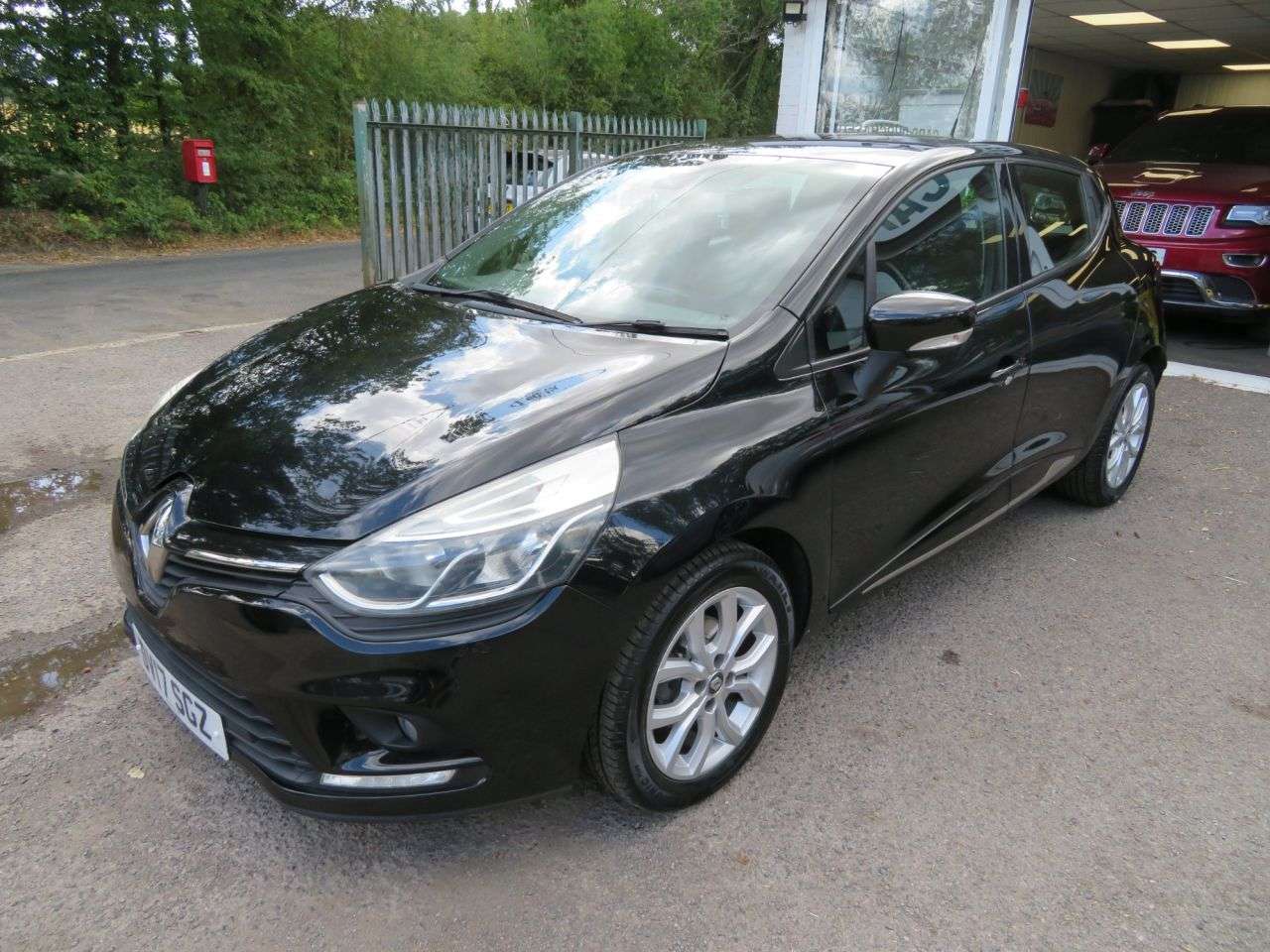 2017 RENAULT CLIO 2017 RENAULT CLIO