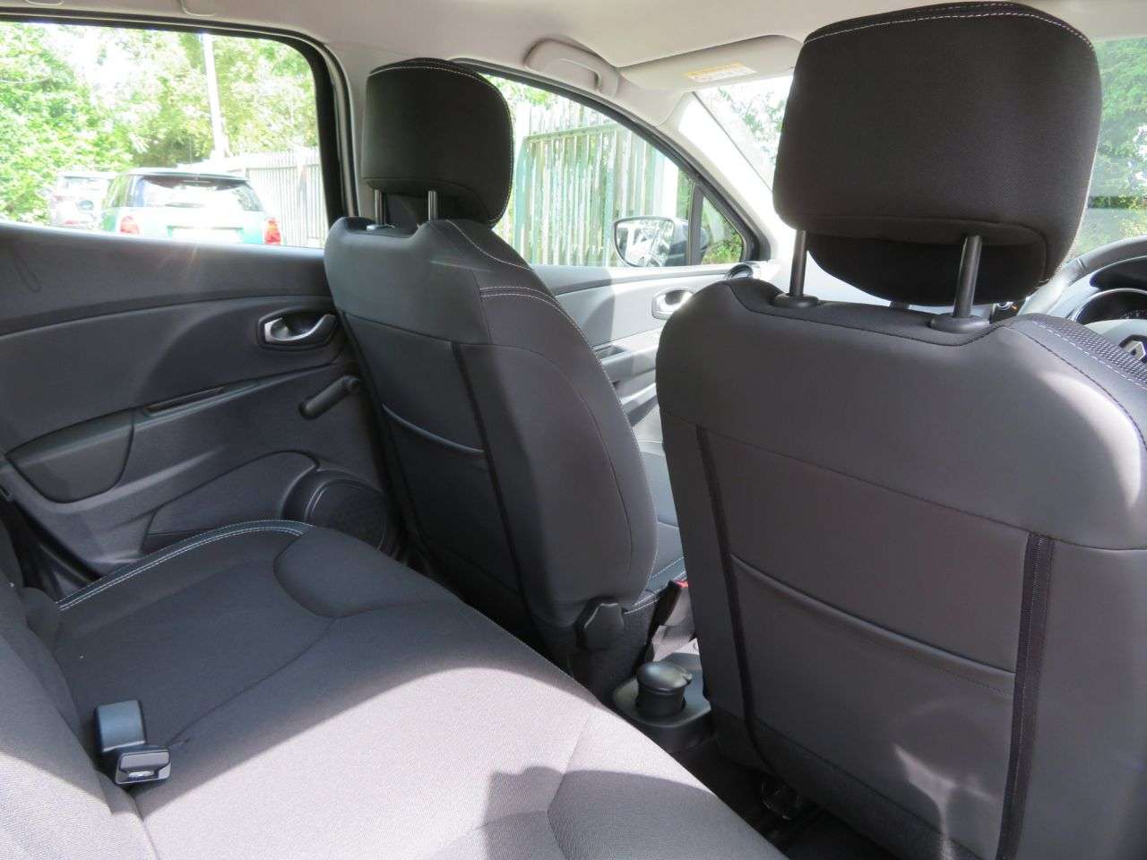 2017 RENAULT CLIO 2017 RENAULT CLIO