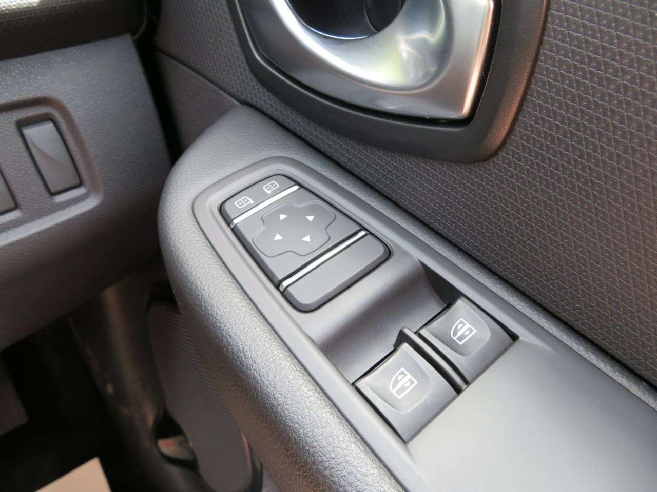 2017 RENAULT CLIO 2017 RENAULT CLIO