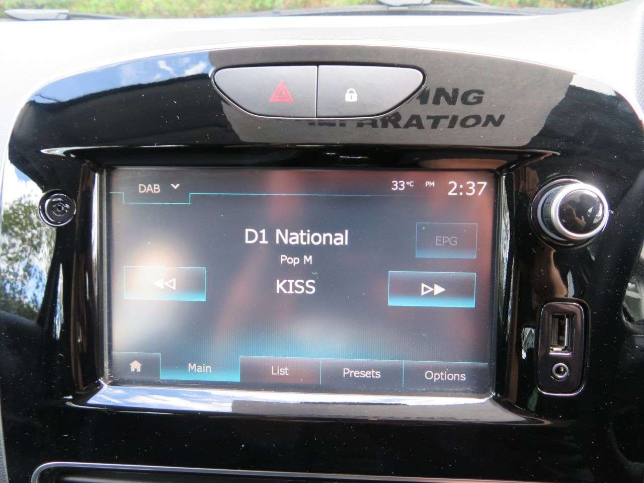 2017 RENAULT CLIO 2017 RENAULT CLIO