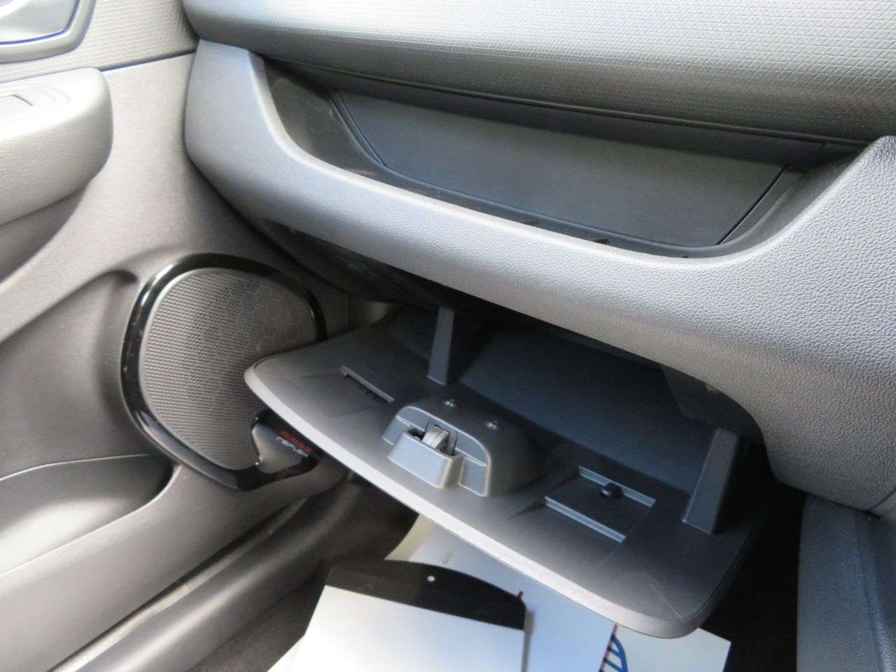 2017 RENAULT CLIO 2017 RENAULT CLIO