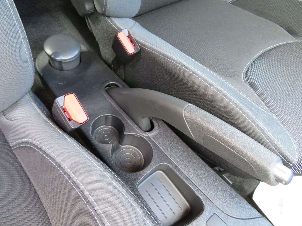 2017 RENAULT CLIO 2017 RENAULT CLIO