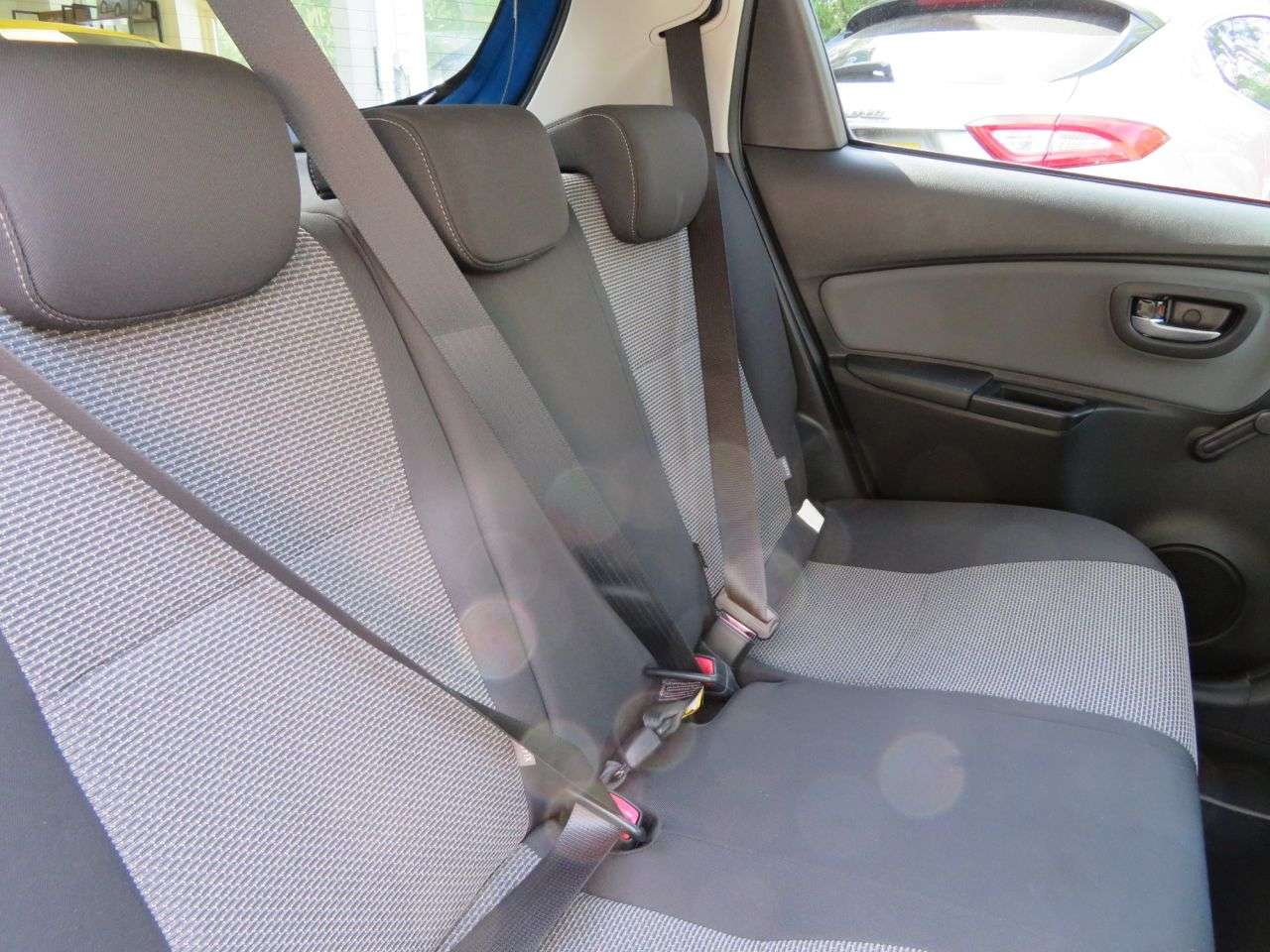 2017 TOYOTA YARIS 2017 TOYOTA YARIS