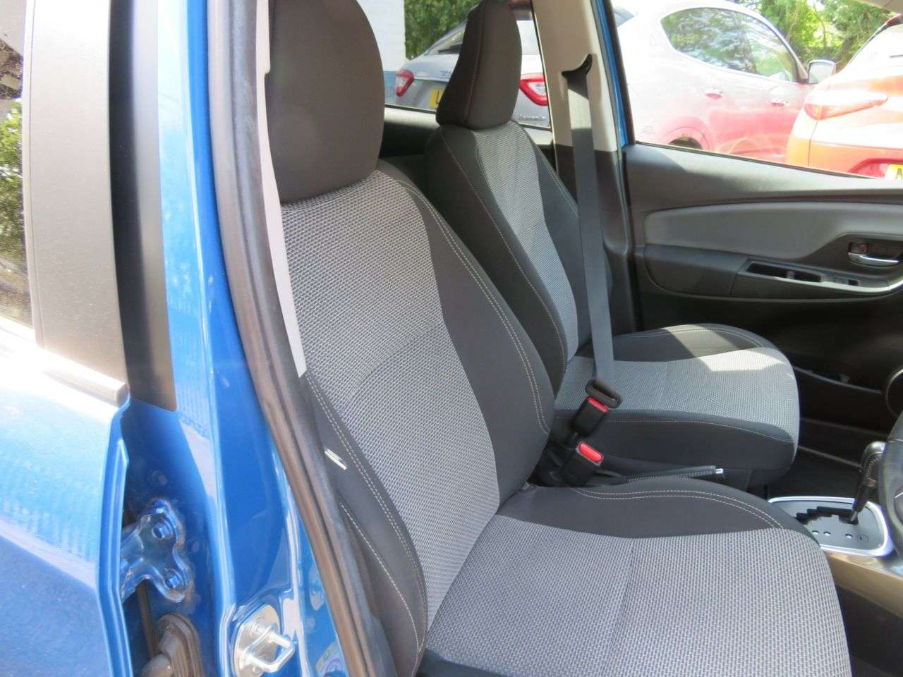 2017 TOYOTA YARIS 2017 TOYOTA YARIS