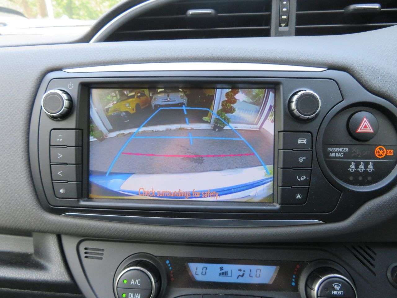 2017 TOYOTA YARIS 2017 TOYOTA YARIS