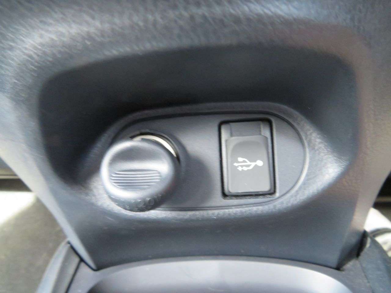 2017 TOYOTA YARIS 2017 TOYOTA YARIS