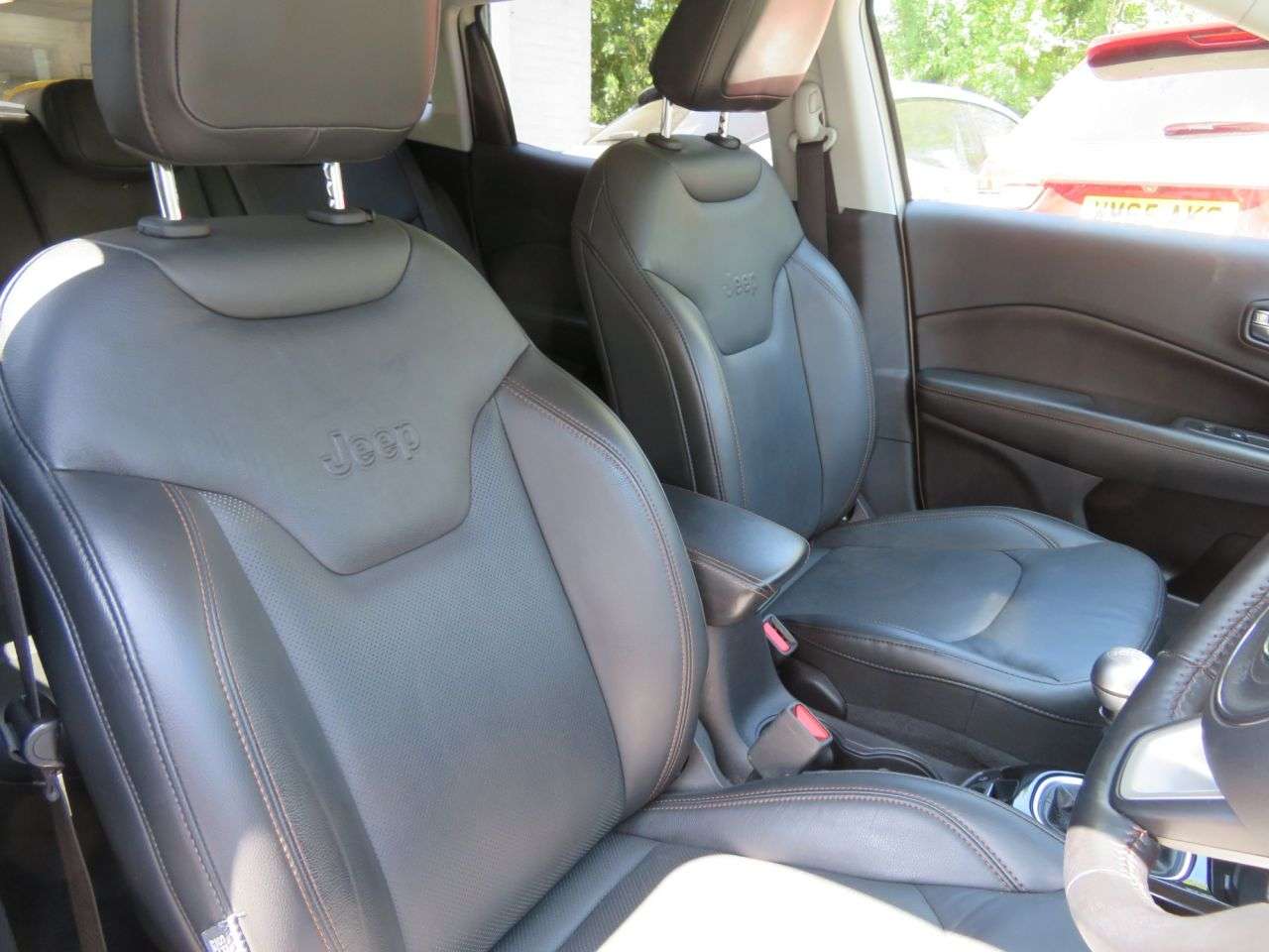 A 2020 JEEP COMPASS 1.4T MultiAirII Limited SUV 5dr Petrol Manual Euro 6 (s/s) (140 ps) FULL LE A 2020 JEEP COMPASS 1.4T MultiAirII Limited SUV 5dr Petrol Manual Euro 6 (s/s) (140 ps) FULL LE