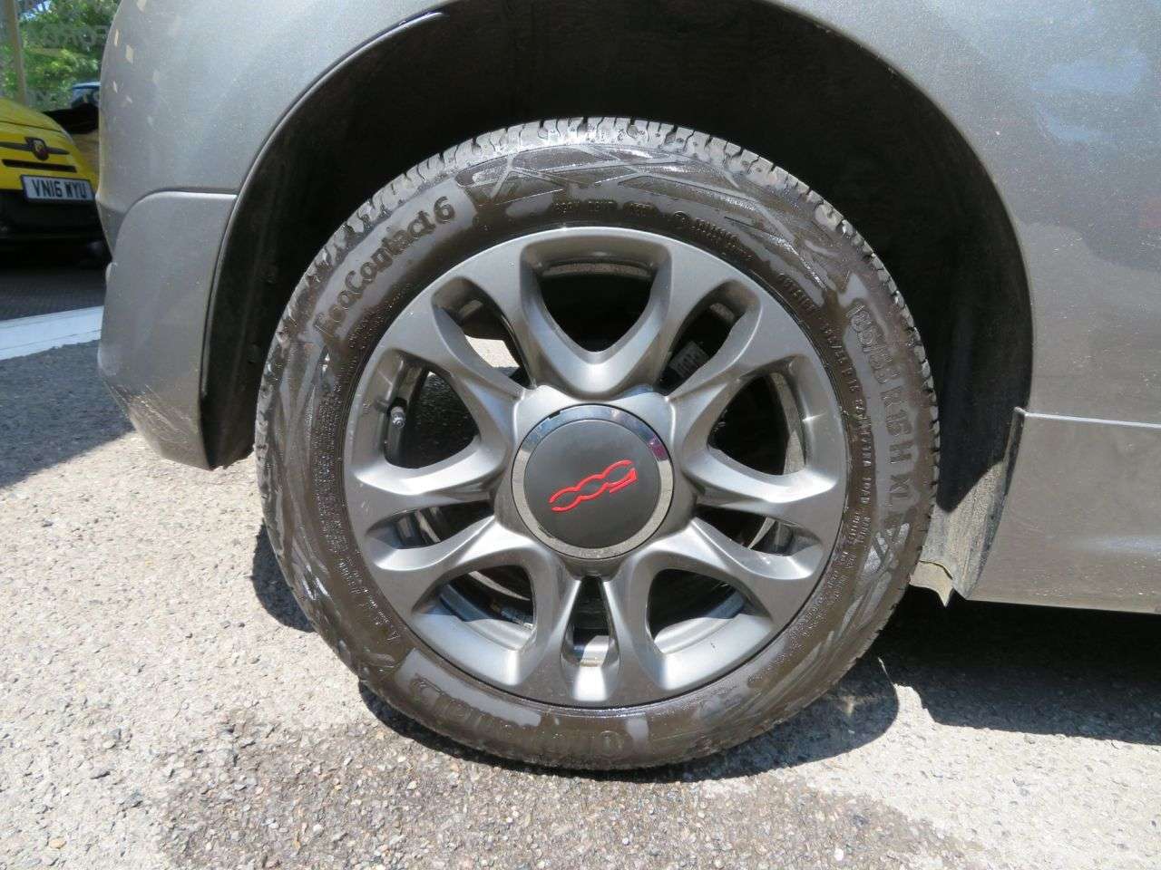 2021 FIAT 500 2021 FIAT 500