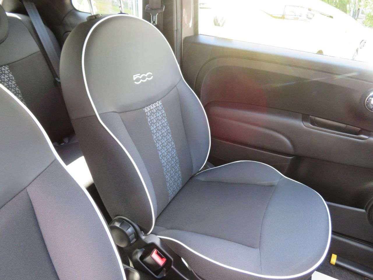 2021 FIAT 500 2021 FIAT 500