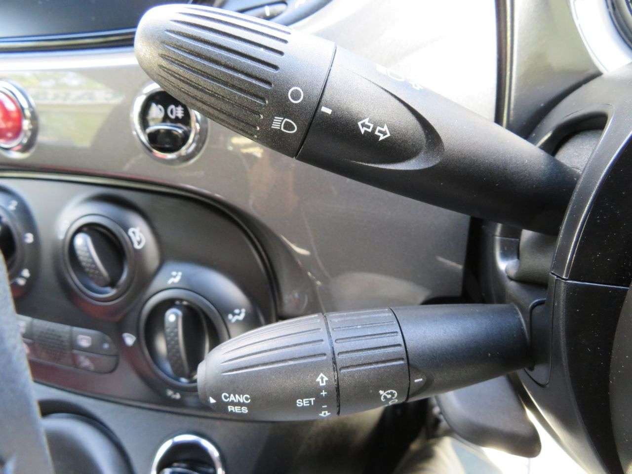 2021 FIAT 500 2021 FIAT 500